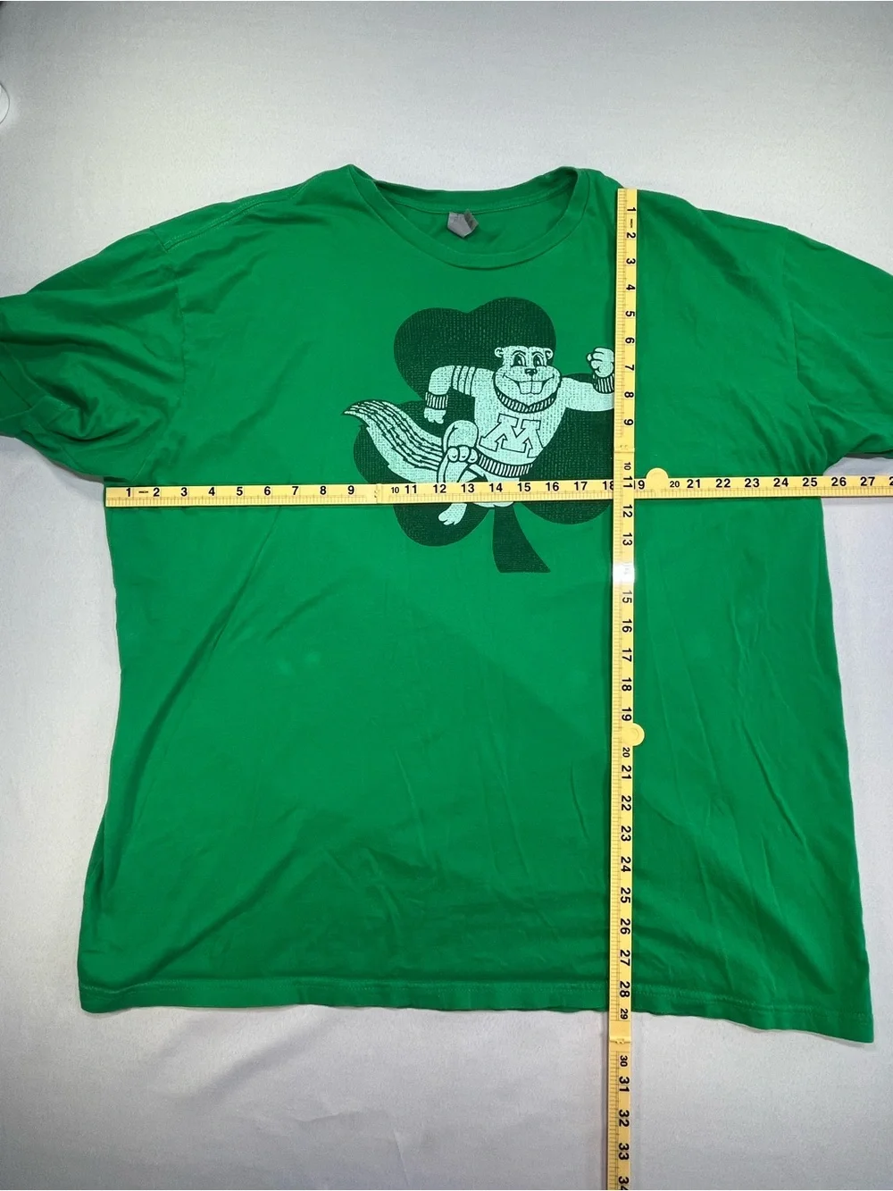 Next Level University Of Minnesota Gophers Green Goldy Shamrock Mens T-Shirt 3XL - Picture 7 of 7